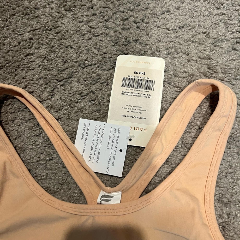 NWT Fabletics tank - Picture 2 of 3
